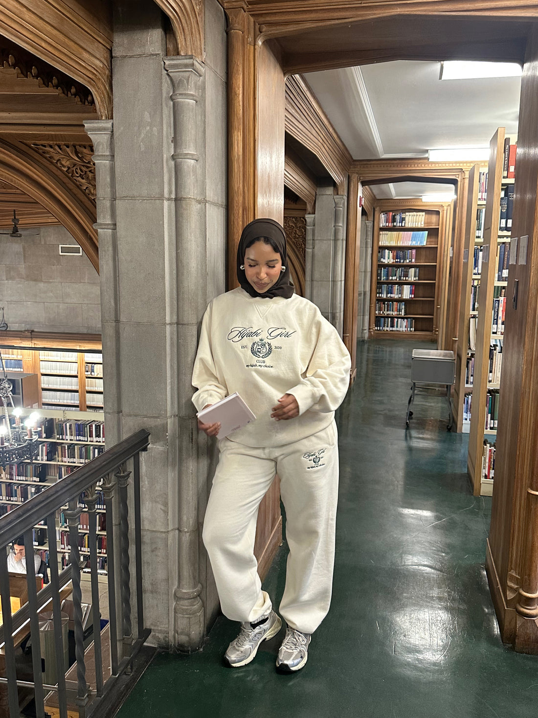 Hijabi Girl Club Sweatpants in Cream