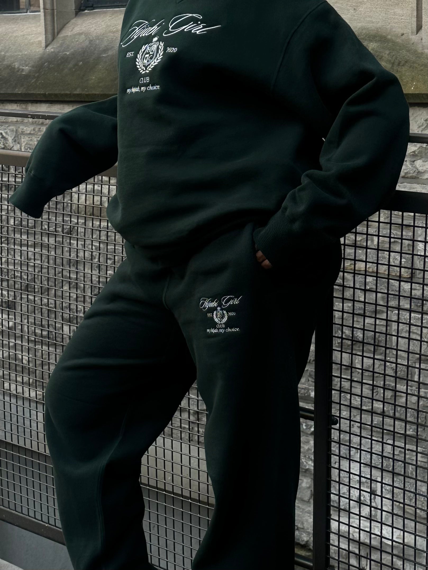 Hijabi Girl Club Sweatpants in Forest Green