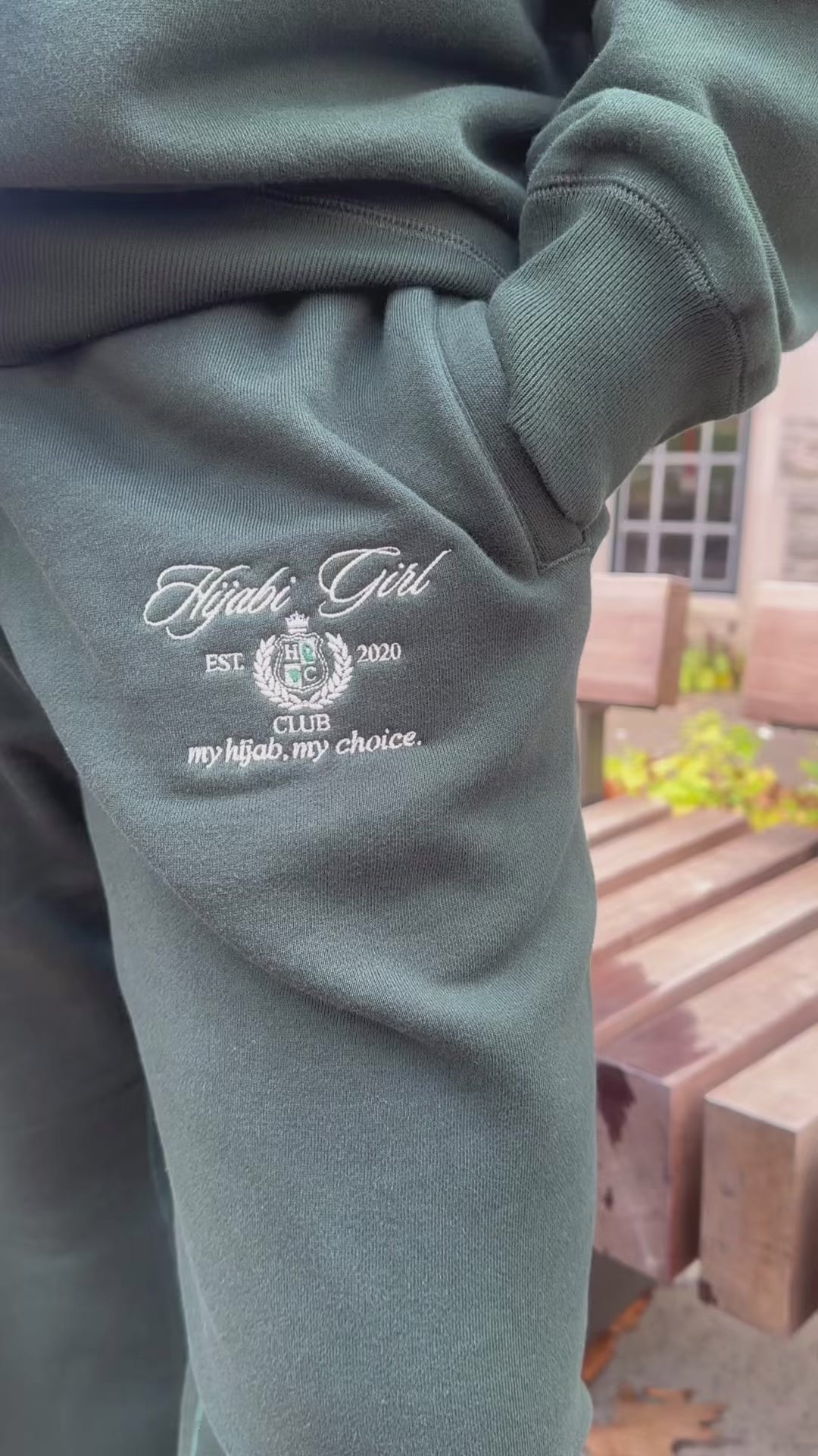 Hijabi Girl Club Sweatpants in Forest Green
